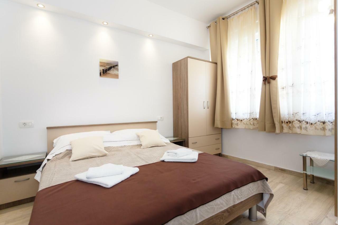 Apartment Rosemary 24 Krk Town Dış mekan fotoğraf