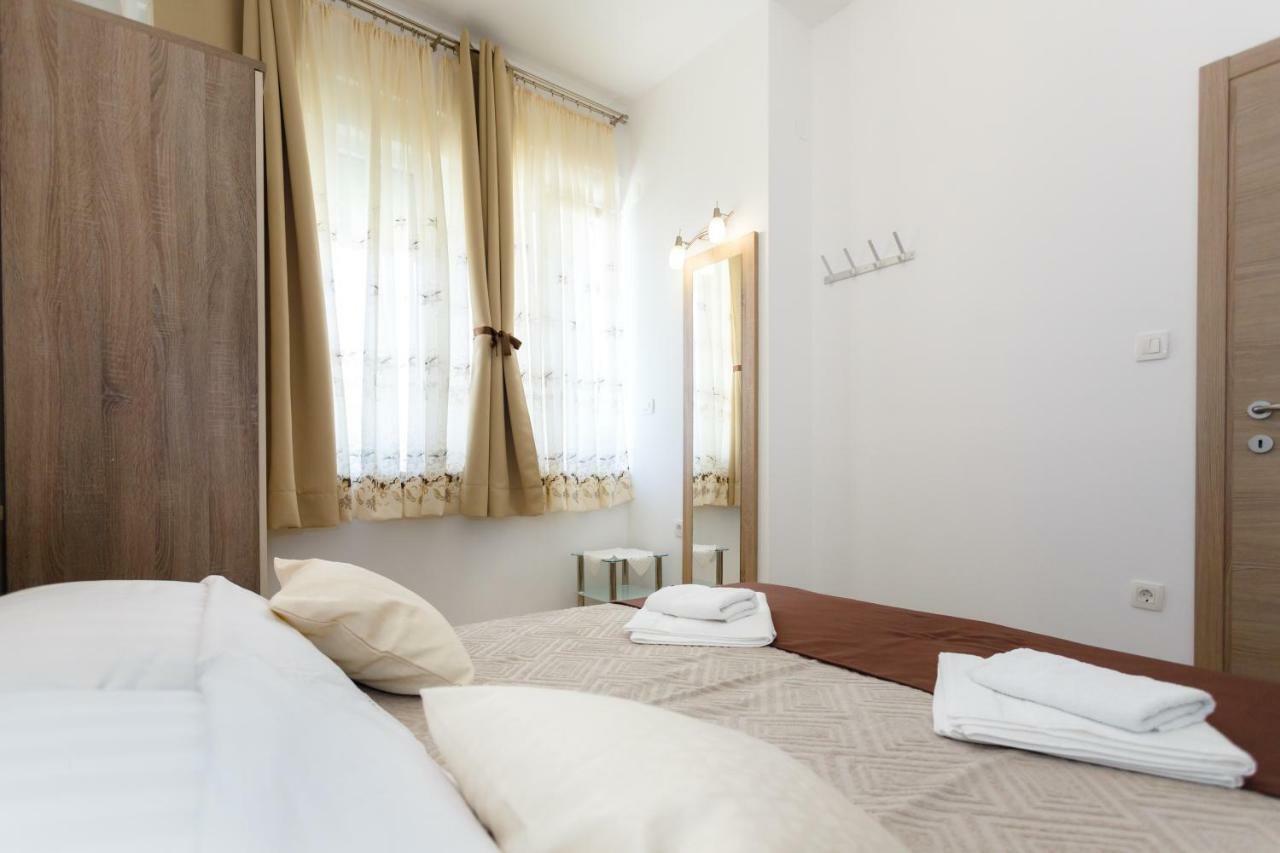 Apartment Rosemary 24 Krk Town Dış mekan fotoğraf