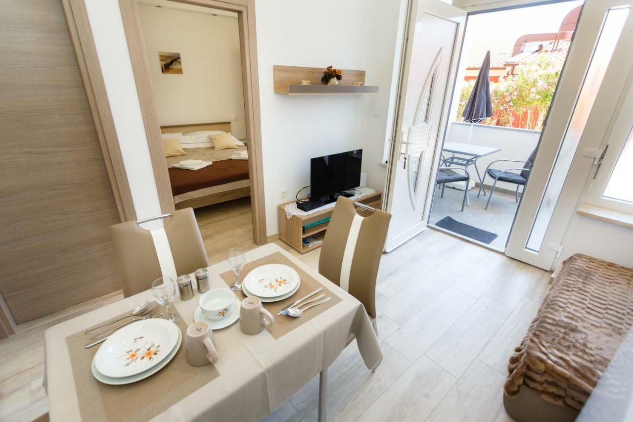 Apartment Rosemary 24 Krk Town Dış mekan fotoğraf